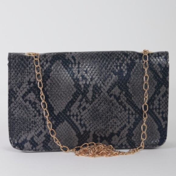 Gray Faux Snake Leather Metal Rings Gold Chain Crossbody Bag - Picture 4 of 5